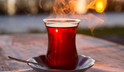 Sıcak Çay ve Kahve İçmek Kanser Riskini 5 Kat Artıyor