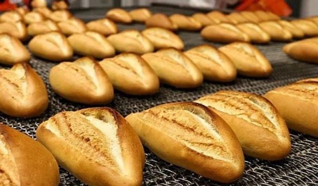 Depremden 1 Saat Sona Fırınlarda Ekmek Kalmadı